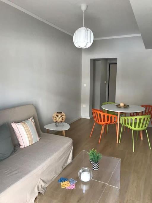 Kyparissia Cozy Flat - 5Mins Walking From Beach Apartment Exterior photo