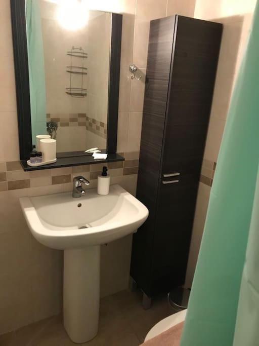Kyparissia Cozy Flat - 5Mins Walking From Beach Apartment Exterior photo